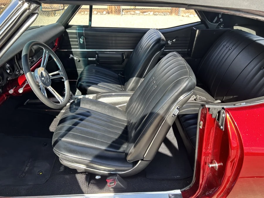 1968 Pontiac - Image 19 of 31