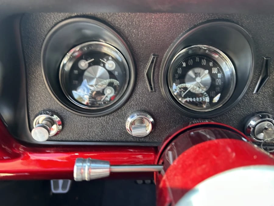 1968 Pontiac - Image 16 of 31