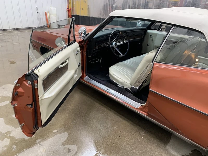 1968 Pontiac Bonneville 3rd Gen - Image 9 of 31