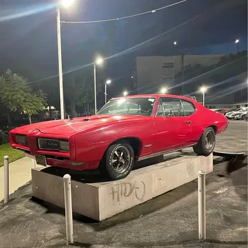 1968 Pontiac GTO Coupe 2D