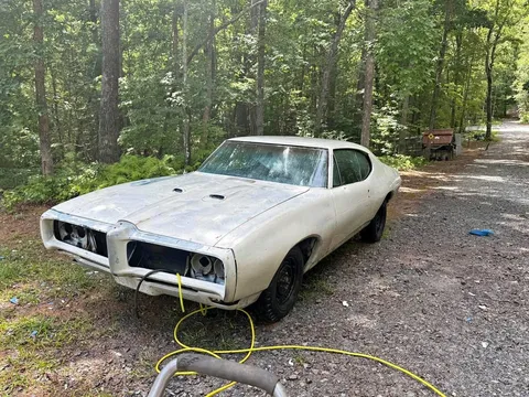 1968 Pontiac GTO Coupe 2D