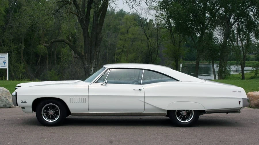 1968 Pontiac Parisienne - Image 2 of 10