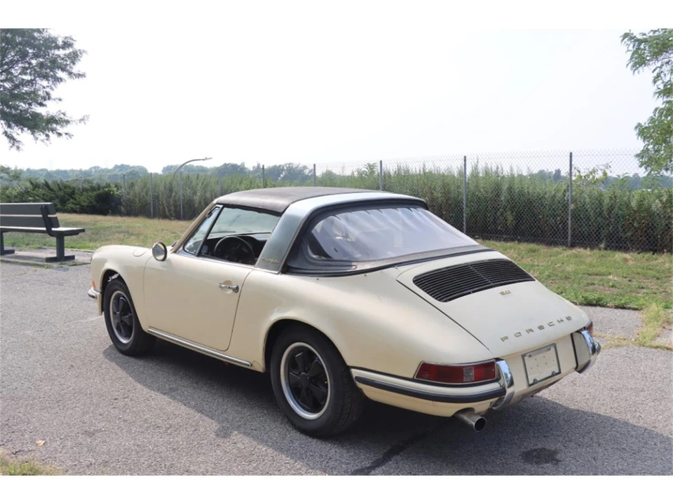 1968 Porsche 911 F-Body SWB - Image 6 of 8