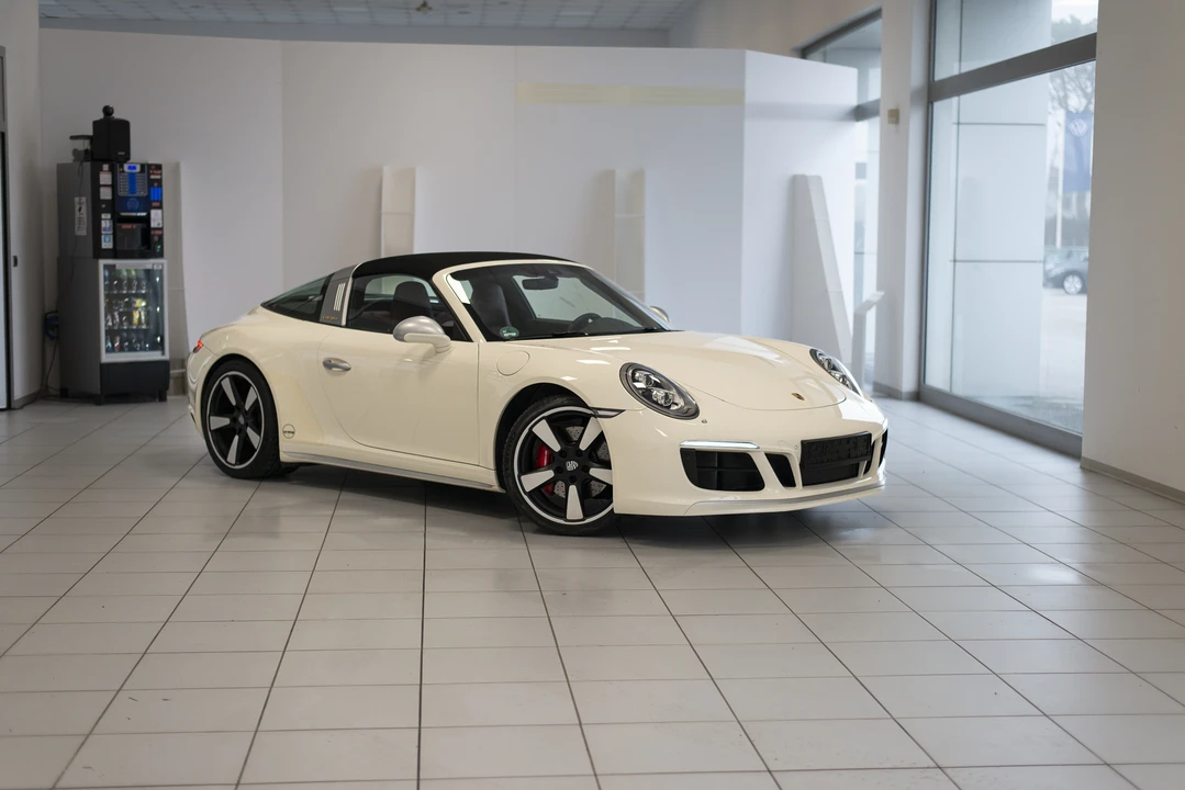 2018 Porsche 991 Targa 4 & 4S - Image 21 of 31