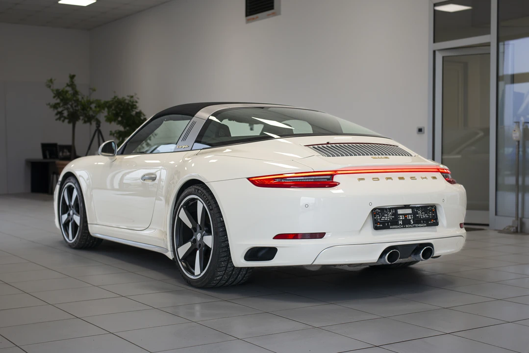 2018 Porsche 991 Targa 4 & 4S - Image 24 of 31