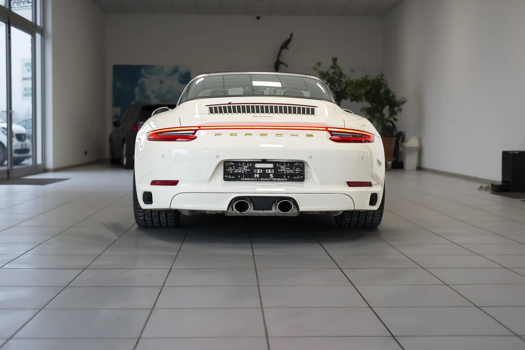 2018 Porsche 991 Targa 4 & 4S - Image 30 of 31