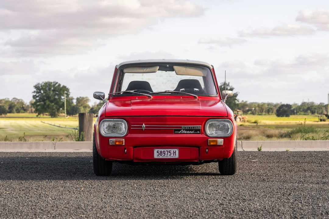 1968 Renault 10 - Image 2 of 21