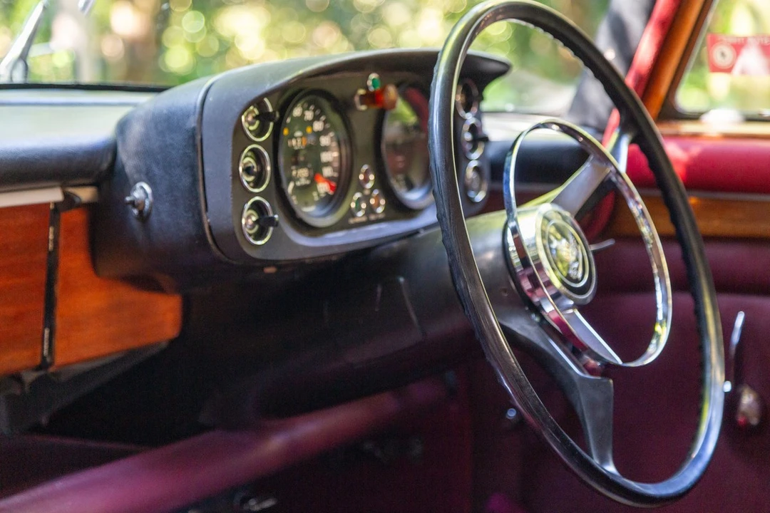 1968 Rover - Image 26 of 30