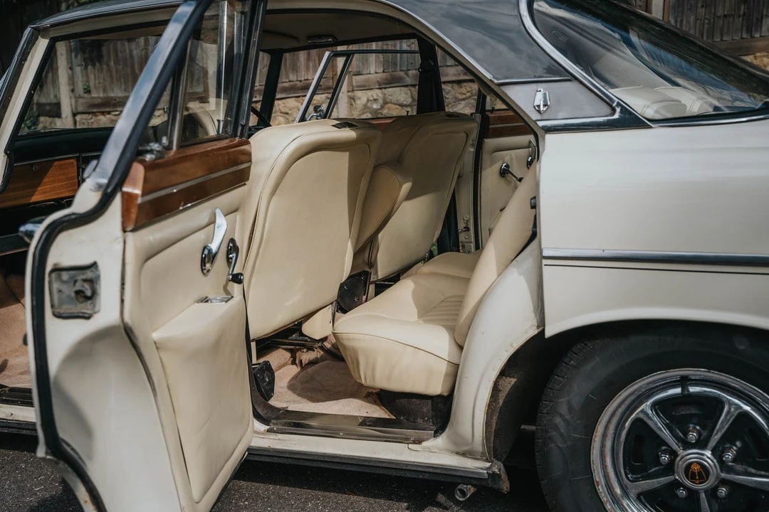 1968 Rover - Image 28 of 30