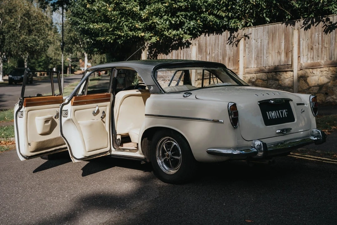 1968 Rover - Image 8 of 30
