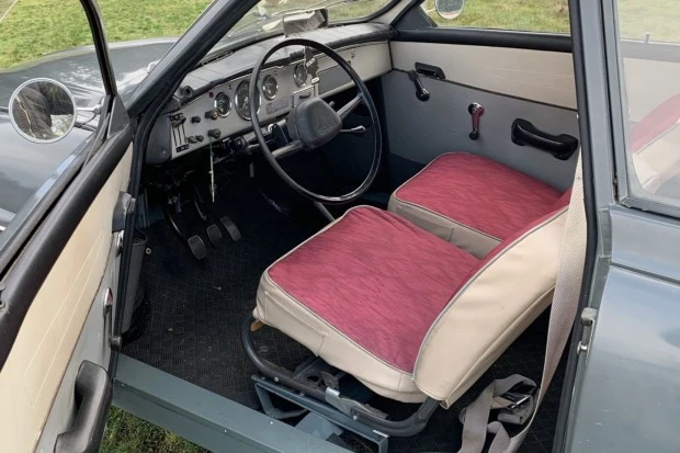 1968 Saab 96 - Image 5 of 8
