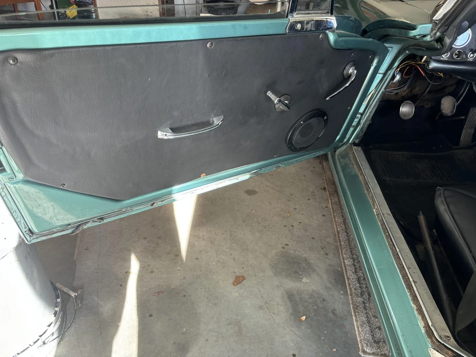 1968 Sunbeam Alpine Series V - Image 25 of 31