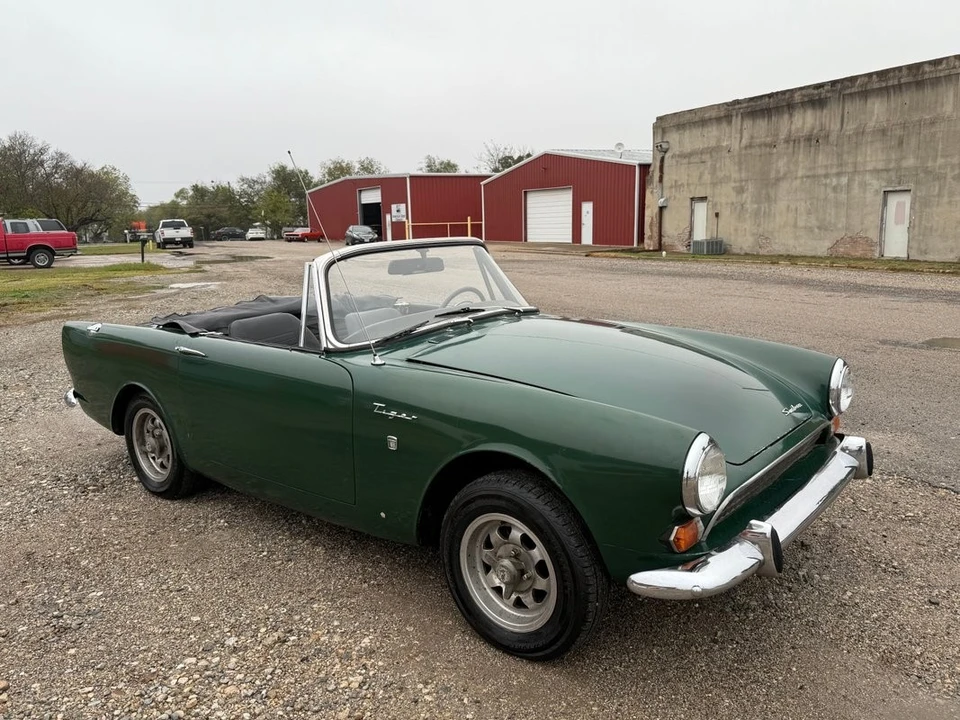 1968 Sunbeam Alpine Series V - Image 2 of 31