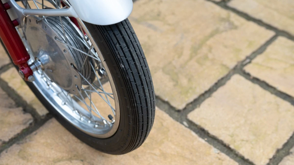 1968 Suzuki T Series - Image 13 of 30