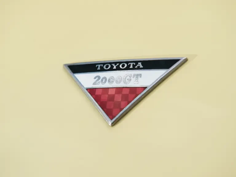 1968 Toyota 2000GT - Image 8 of 31