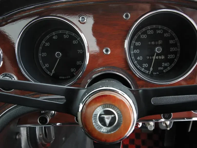 1968 Toyota 2000GT - Image 15 of 27