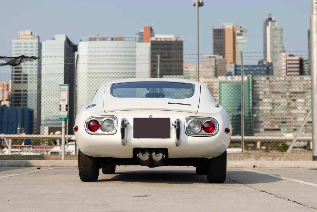 1968 Toyota 2000GT - Image 14 of 31