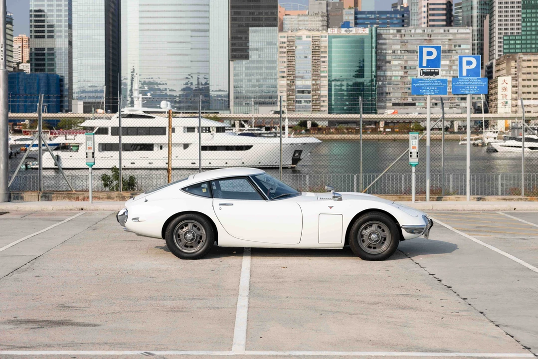 1968 Toyota 2000GT - Image 12 of 31