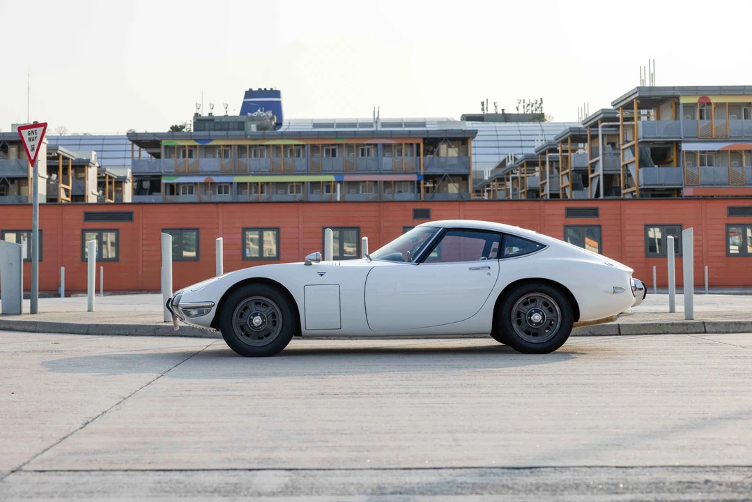 1968 Toyota 2000GT - Image 8 of 31