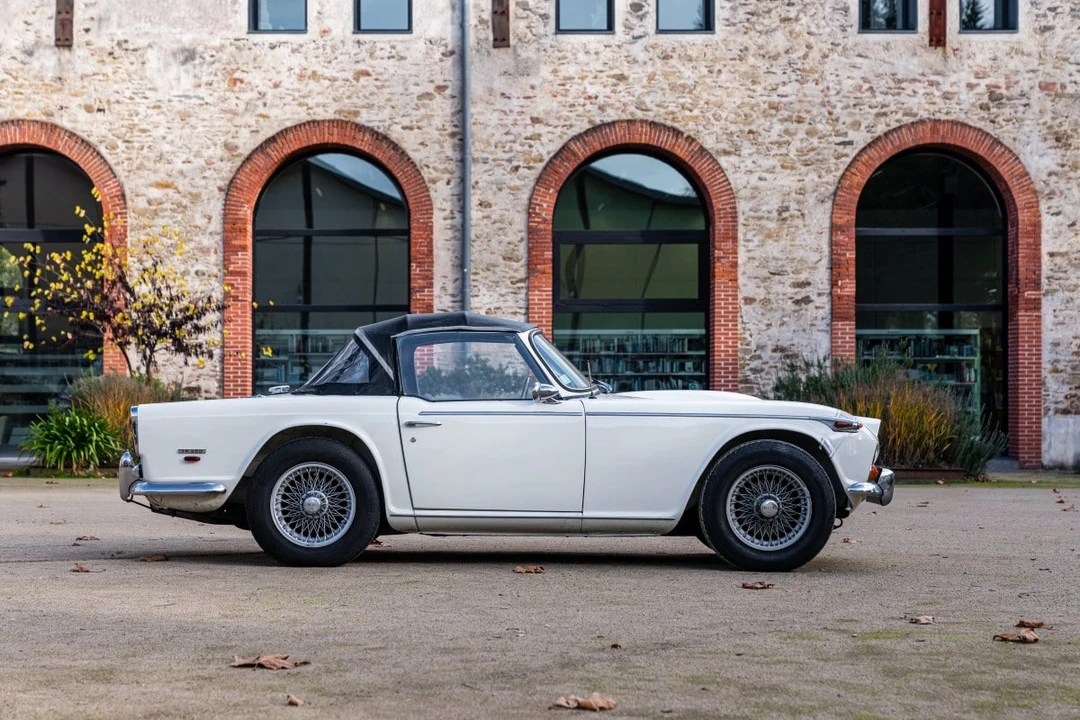 1968 Triumph TR5/TR250 - Image 17 of 30