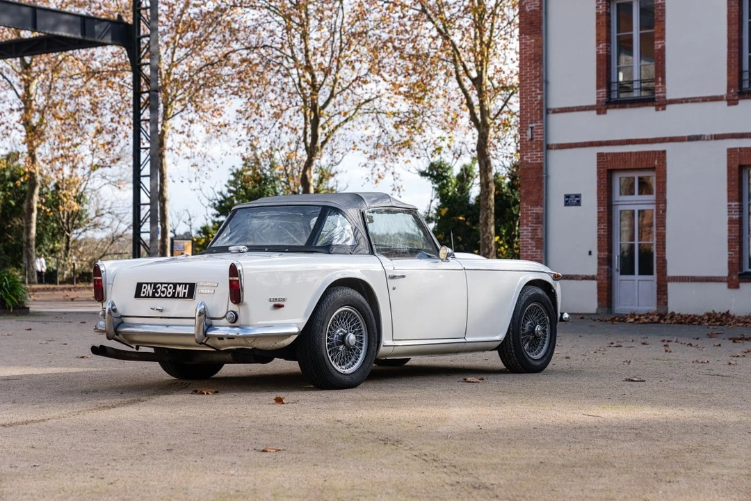 1968 Triumph TR5/TR250 - Image 16 of 30
