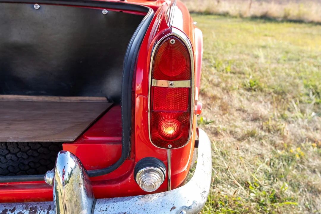 1968 Triumph TR5/TR250 - Image 19 of 31