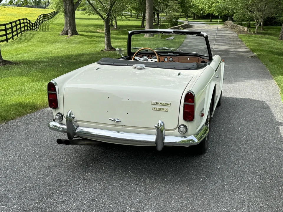 1968 Triumph TR5/TR250 - Image 16 of 31