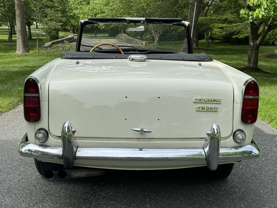 1968 Triumph TR5/TR250 - Image 17 of 31