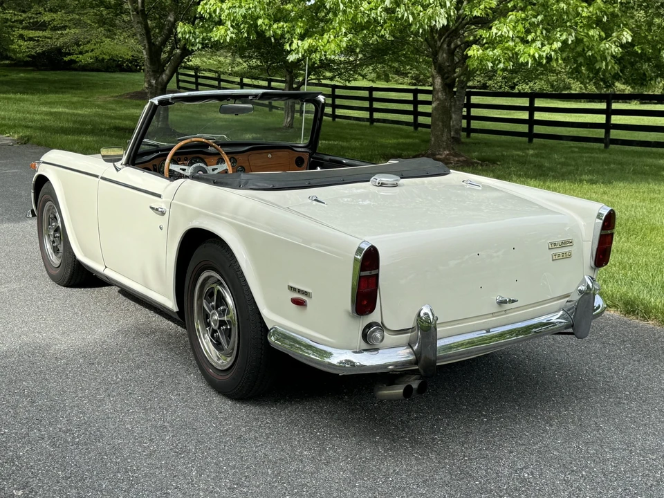 1968 Triumph TR5/TR250 - Image 18 of 31