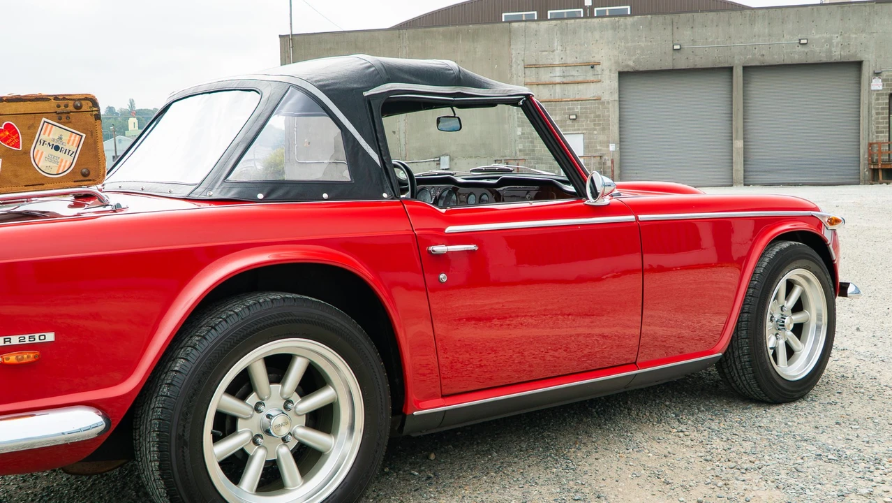 1968 Triumph TR5/TR250 - Image 25 of 31