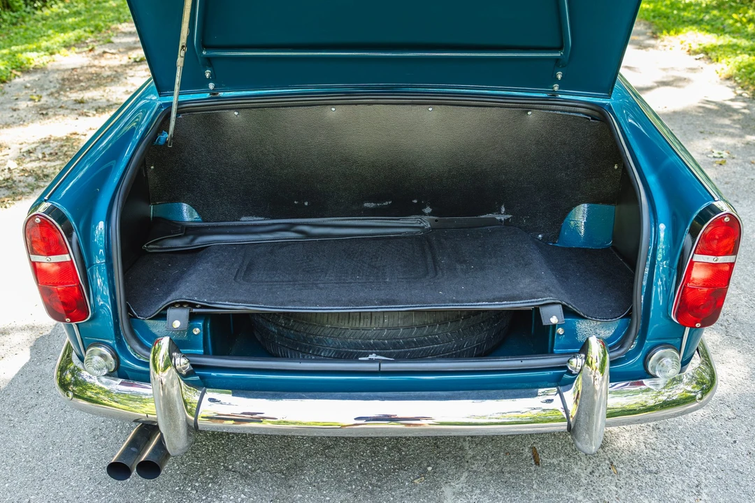 1968 Triumph TR5/TR250 - Image 29 of 31