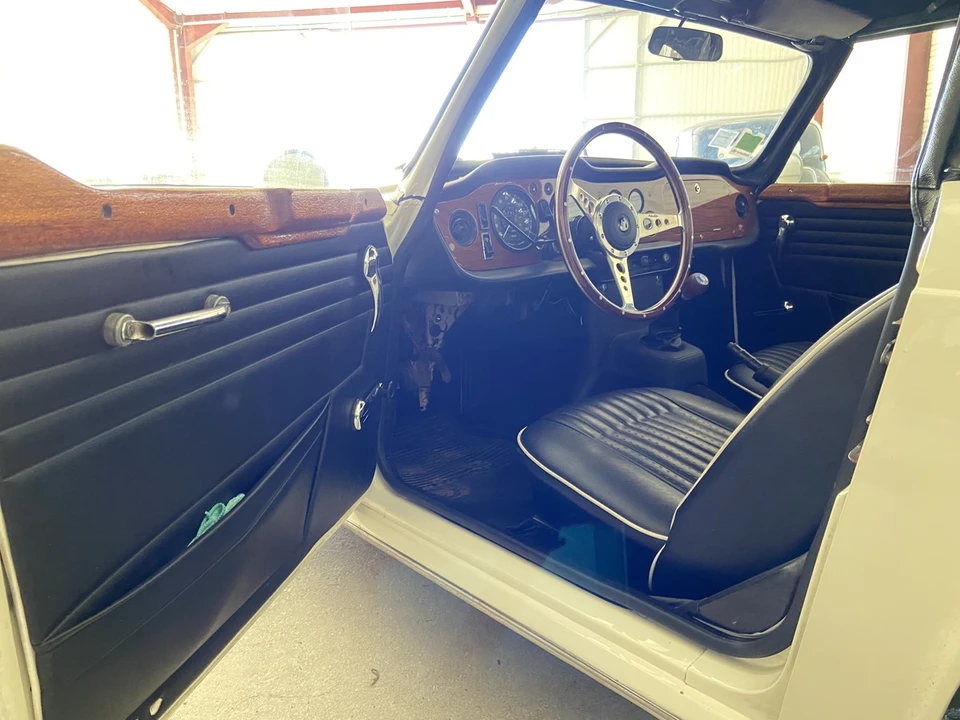 1968 Triumph TR5/TR250 - Image 15 of 30