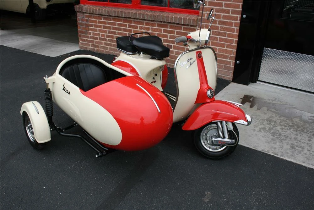1968 Vespa Super & Primavera & P - Image 2 of 5