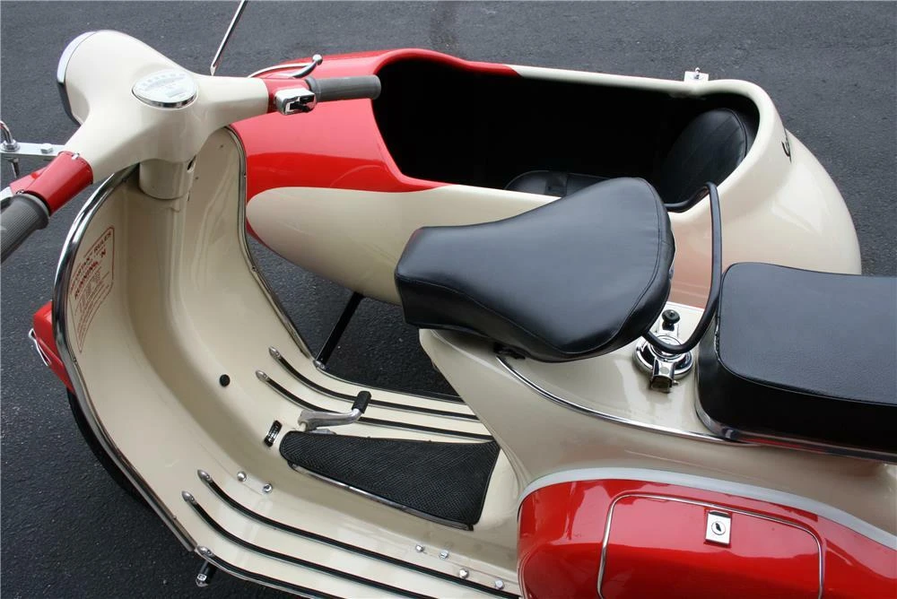 1968 Vespa Super & Primavera & P - Image 4 of 5