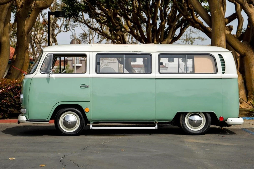 1968 Volkswagen Bay-Window Bus - Image 3 of 3