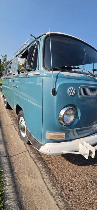 1968 Volkswagen Bay-Window Bus - Image 14 of 16