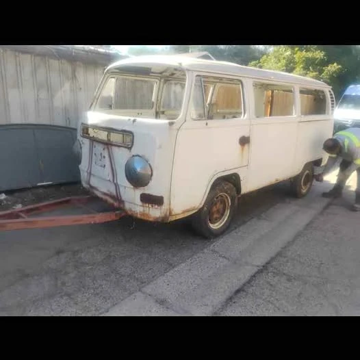 1968 Volkswagen Bay-Window Bus - Image 1 of 1