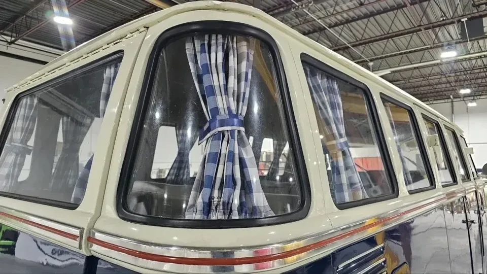 1968 Volkswagen Split-Window Bus - Image 6 of 17