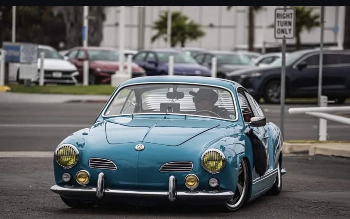 1968 Volkswagen Karmann Ghia Type 14 - Image 8 of 17