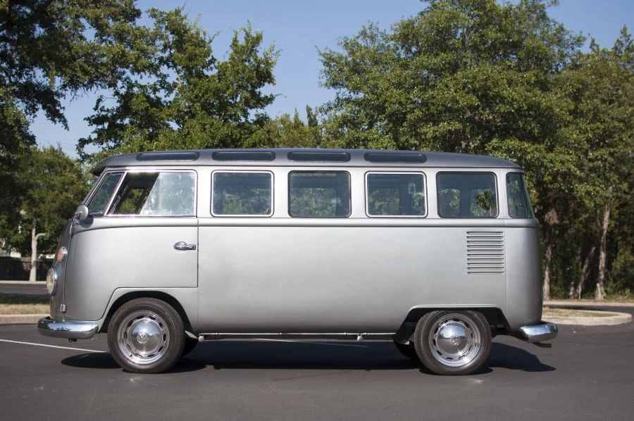 1968 Volkswagen Split-Window Bus - Image 2 of 8