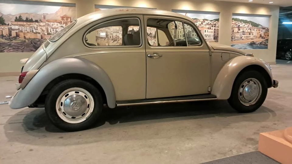1968 Volkswagen Beetle - Image 2 of 3
