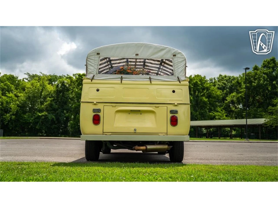 1968 Volkswagen Bay-Window Bus - Image 16 of 31