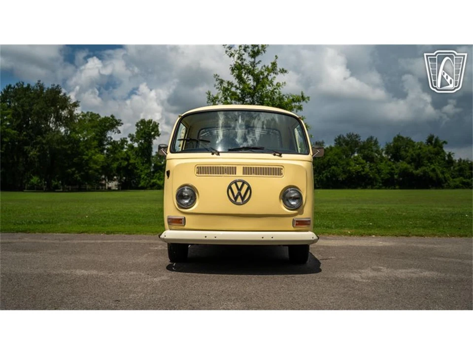 1968 Volkswagen Bay-Window Bus - Image 3 of 31