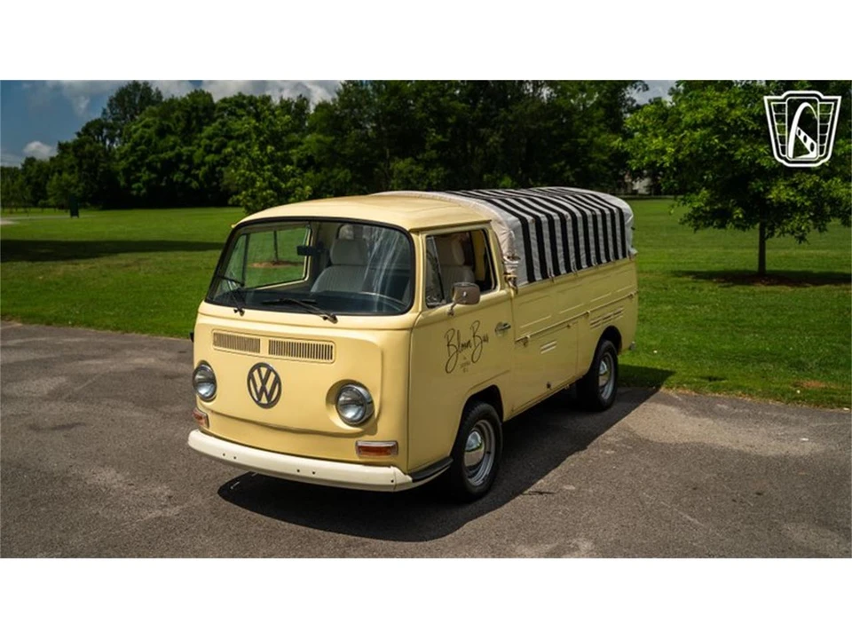 1968 Volkswagen Bay-Window Bus - Image 5 of 31