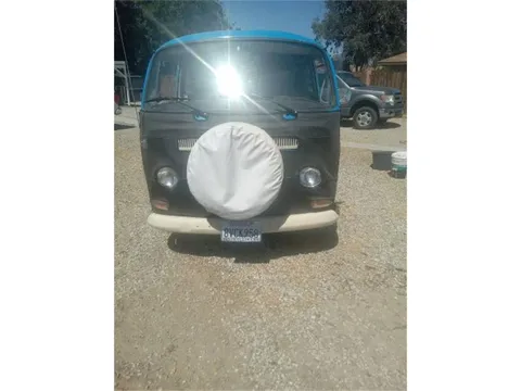 1968 Volkswagen Bus Camper