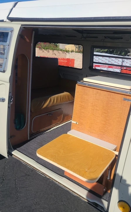 1968 Volkswagen Bay-Window Bus - Image 12 of 21