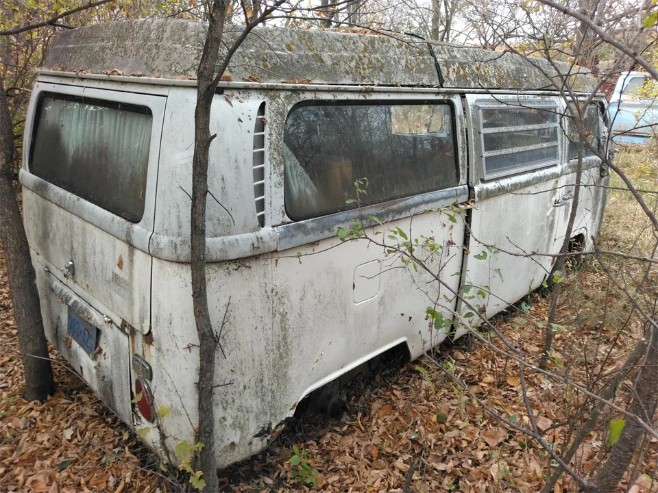 1968 Volkswagen Bay-Window Camper - Image 3 of 11