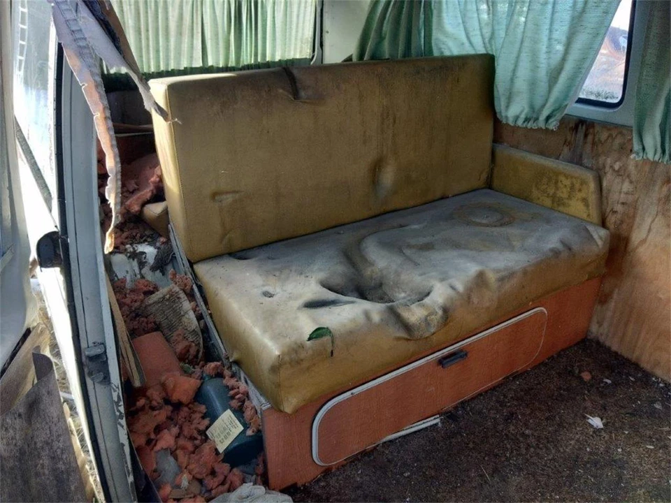 1968 Volkswagen Bay-Window Camper - Image 7 of 11