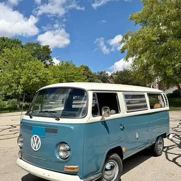 1968 Volkswagen Campmobile Transporter 2 Bus