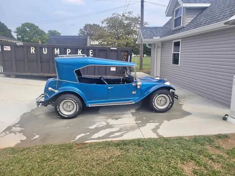 1968 Volkswagen Beetle 1.8T Dune Convertible 2D